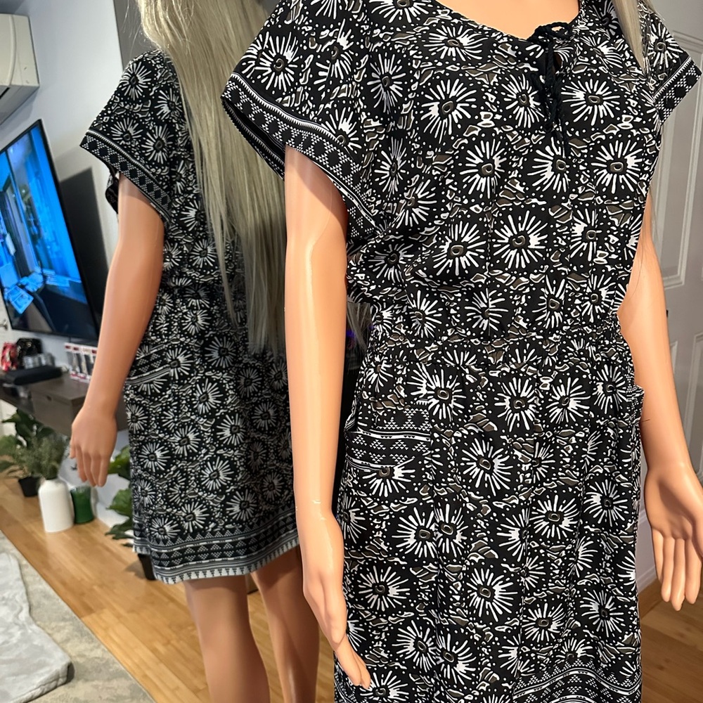 Gap Black And White Abstract Pattern Dresses Sz M - image 3